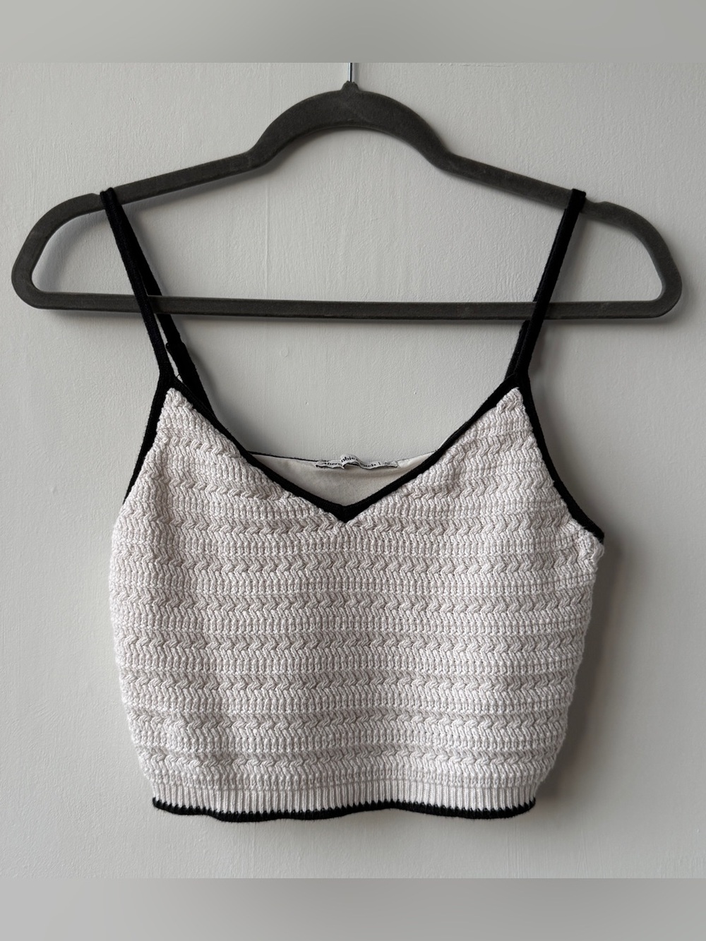 Abercrombie & Fitch Cream Cropped Knit Top